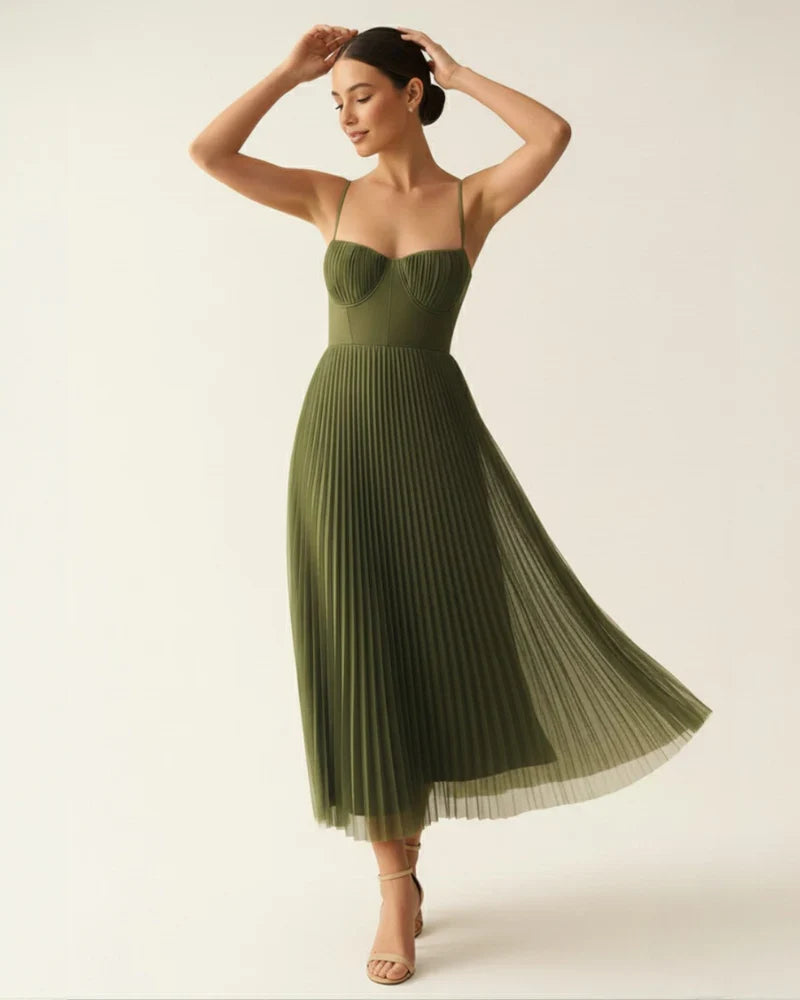 Frédérique | Robe Plissée Élégance